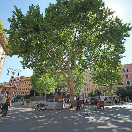 Delia Grande * Rome